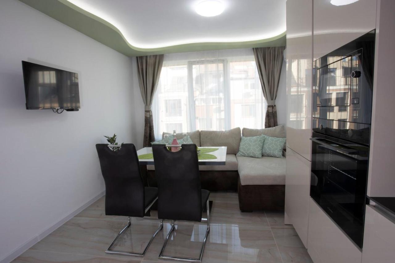Appartamento Апартамент За Гости Ивви-2 Burgas Esterno foto
