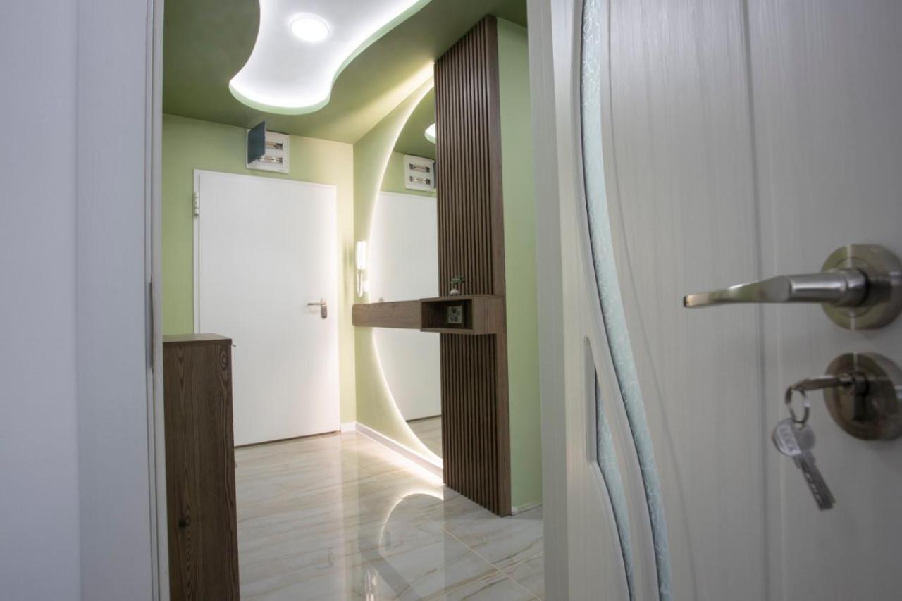 Appartamento Апартамент За Гости Ивви-2 Burgas Esterno foto